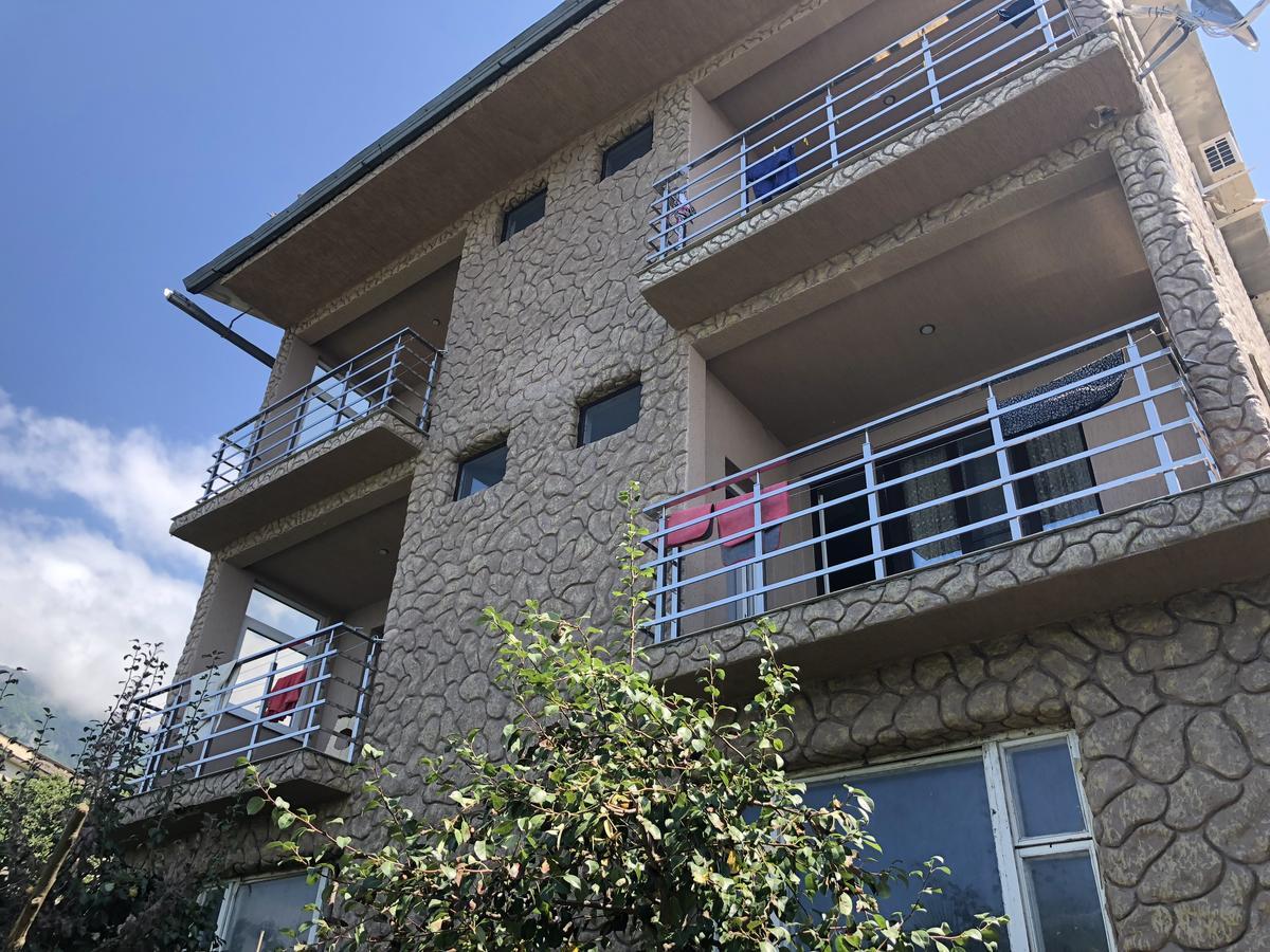 Guesthouse On Sovhoznaya 18 กากรา ภายนอก รูปภาพ
